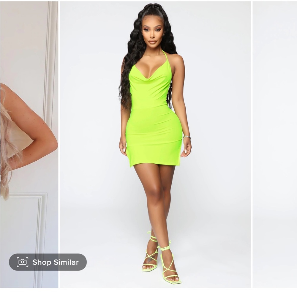 Backless dress